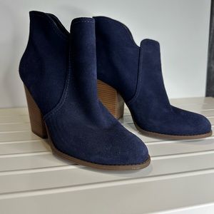 EUC Jessica Simpson Booties 9.5 worn once